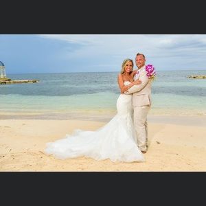 Maggie Sottero wedding gown size 6